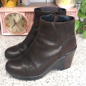 Dansko Faith Brown Leather Wedge Heel Clog Ankle Boots Size 39 final price